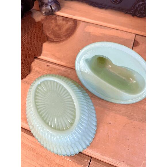 Westmoreland Mould Jadeite Horse Covered Candy Dish – 2 Piece Glass Horse on Rib - Picture 5 of 5